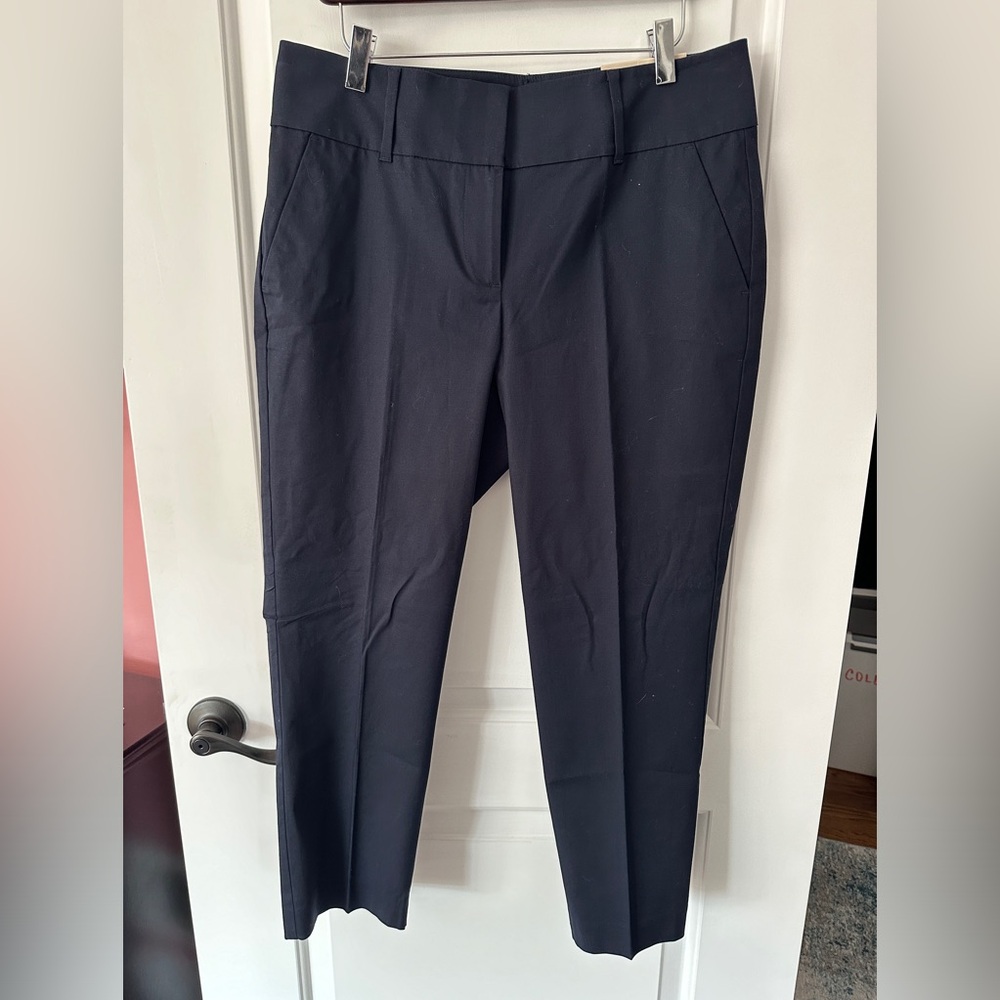 NWT Navy Ann Taylor Cropped Leg Curvy Pants Size 8